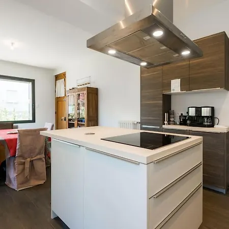 Belle Savoyarde Typique 4 Mn A Pied Villa *