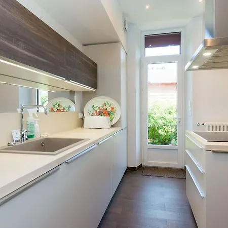 Belle Savoyarde Typique 4 Mn A Pied Villa